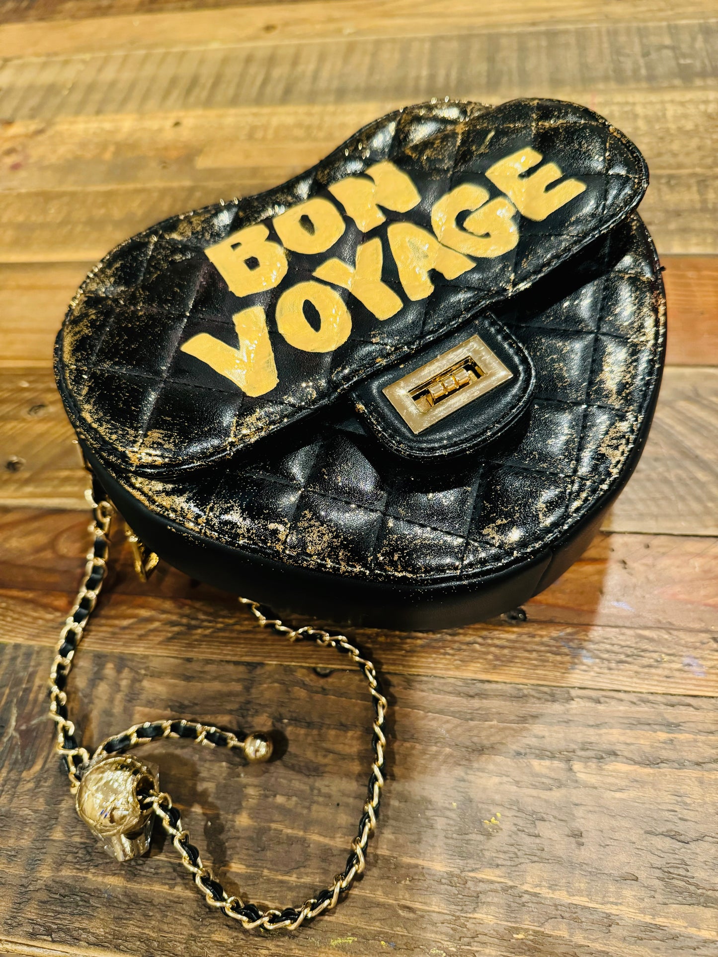 “Bon Voyage Bag” 🖤 Heart Bag